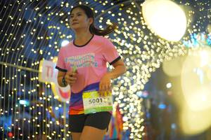 BIB: 5001
                            <button type="button" onclick="openModal(21750921)" class="btn btn-primary btn-sm float-right btn-popup" data-toggle="modal" data-target=".modal-high-quality">
                        <i class="fas fa-shopping-cart"></i> Add to Cart
                    </button>
                                            <button type="button" onclick="isThisMe(21750921, true)" class="btn btn-success btn-sm float-right btn-popup btn-isme hidden" data-toggle="tooltip" data-placement="bottom" title="นี่คือรูปของคุณใช่ไหม คลิกที่นี่เพื่อเอาเข้าอัลบั้ม">
                        <i class="fas fa-plus"></i> Add to album
                    </button>
                    <button type="button" onclick="isThisMe(21750921, false)" class="btn btn-warning btn-sm float-right btn-popup btn-isnotme hidden">
                        <i class="fas fa-ban"></i> Remove from album
                    </button>